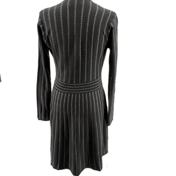 🌼Calvin Klein Black Wrap Dress Size M Sleek Stripes & Timeless Style - Picture 3 of 10